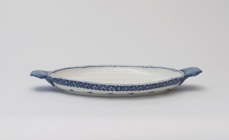 Bild 1 zu Objekt, Small platter, 1903-05, Richard Riemerschmid, Meissen, StPM, 120 531