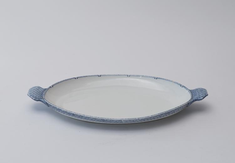 Hauptbild zu Objekt, Large platter, 1903-05, Richard Riemerschmid, Meissen, StPM, 120 533