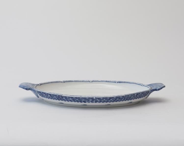 Bild 1 zu Objekt, Small platter, 1903-05, Richard Riemerschmid, Meissen, StPM, 120 534