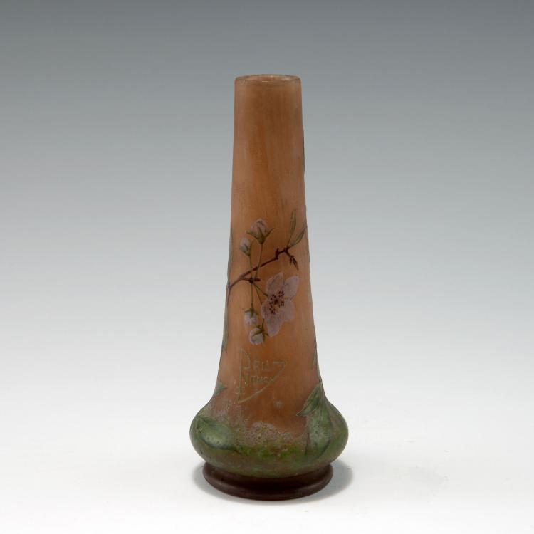 Bild 1 zu Objekt, 'Cerisier en fleurs' vase, c1905, Daum Fr&egrave;res, Nancy, 120 40