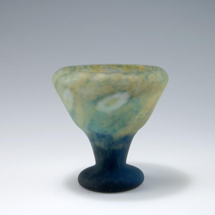 Bild 1 zu Objekt, Intercalaire vase, c1920, Daum Fr&egrave;res, Nancy, 120 103