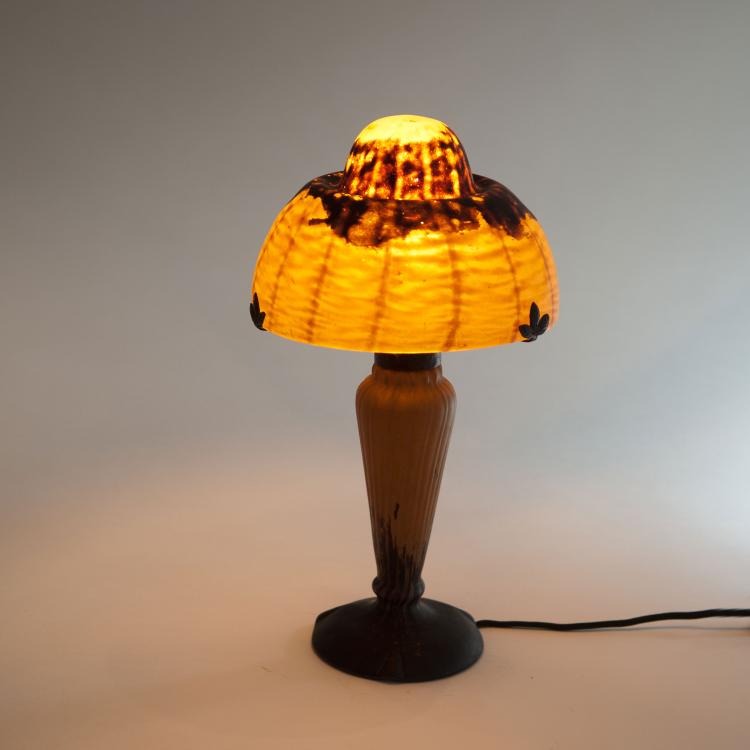 Bild 1 zu Objekt, Table light, 1910-15, Daum Fr&egrave;res, Nancy, 120 63