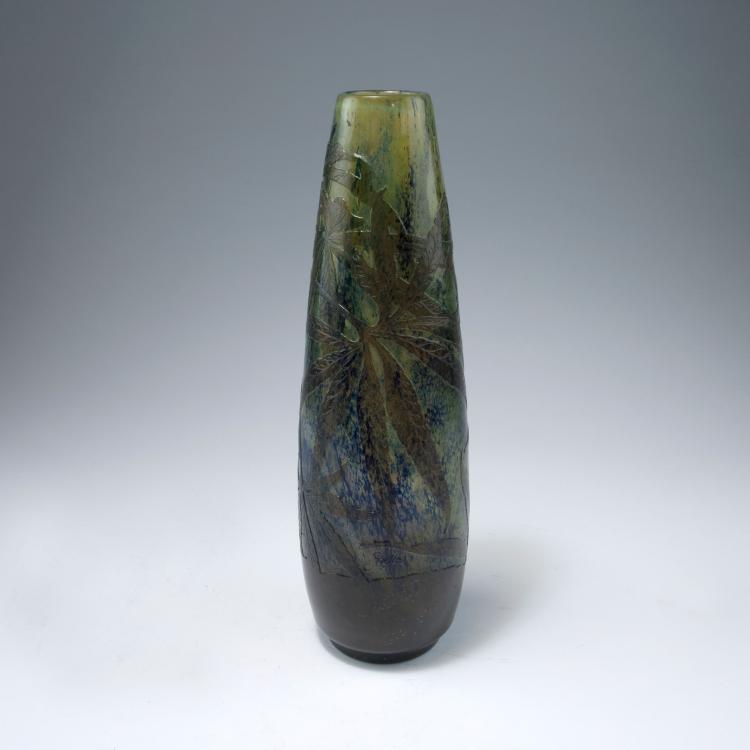 Bild 1 zu Objekt, 'Hellebore' Intercalaire vase, 1900-04, Gall&eacute;, Emile, Nancy, 120 149