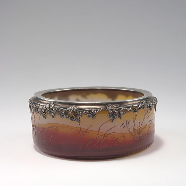 Bild 1 zu Objekt, 'Pervenche' bowl with silver mounting, 1896/97, Gall&eacute;, Emile, Nancy, 120 144