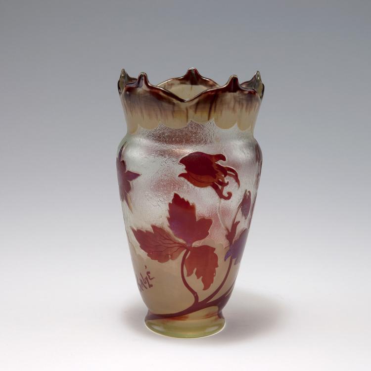 Bild 1 zu Objekt, 'Ancolie' vase, c1895, Gall&eacute;, Emile, Nancy, 120 142