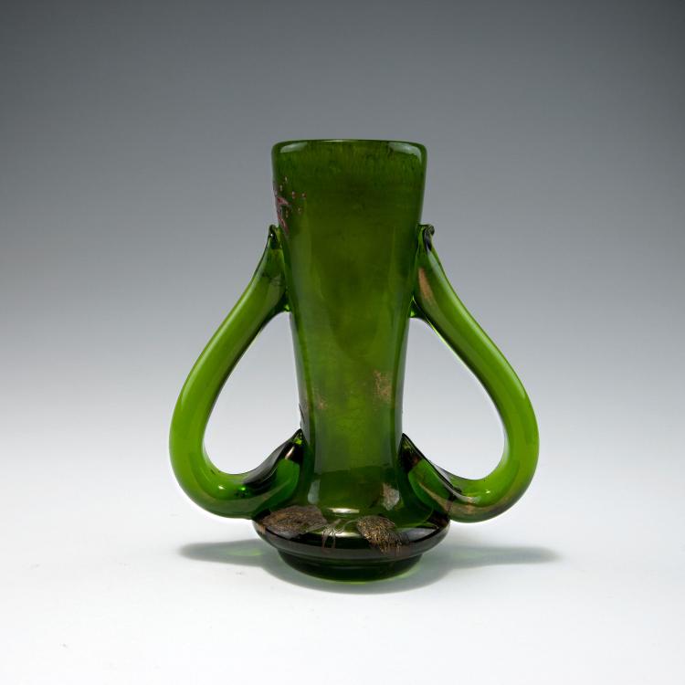 Bild 1 zu Objekt, 'Fuchsias' vase with handles, c1892/93, Gall&eacute;, Emile, Nancy, 120 138