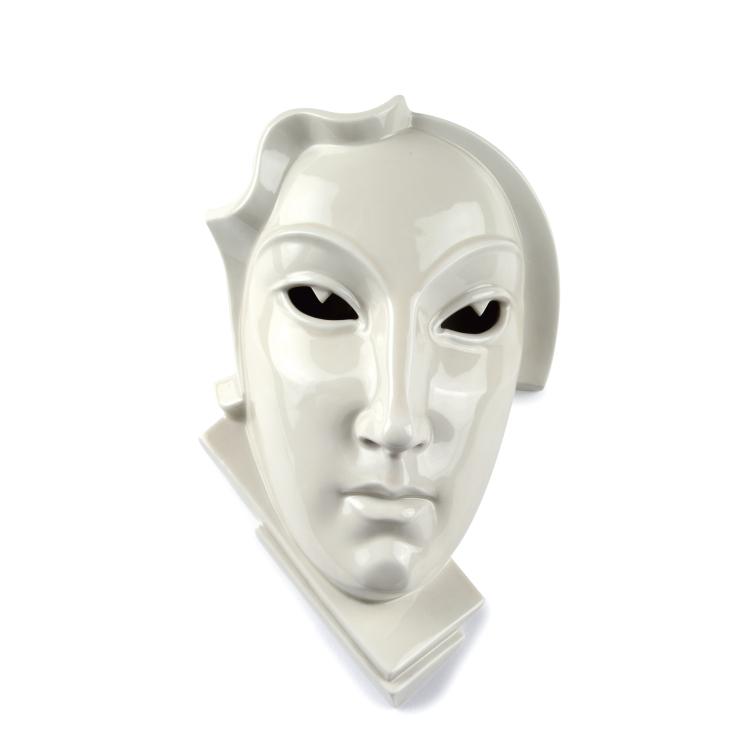 Hauptbild zu Objekt, Decorative wall mask, 1926, Gerhard Schliepstein, Rosenthal, Selb, 120 547