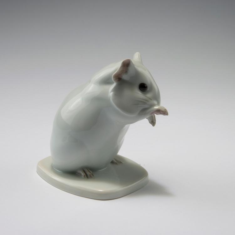 Bild 1 zu Objekt, Sitting hamster, c1910, Sigismund Wernekinck, Heubach, Lichte, 120 504