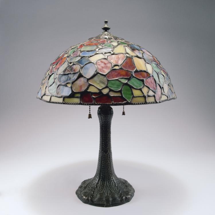 Hauptbild zu Objekt, Table light, 1905-15, Handel & Co., Meriden, 120 355