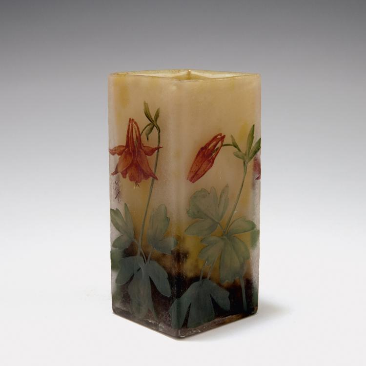 Hauptbild zu Objekt, 'Ancolies' vase, c1910, Daum Fr&egrave;res, Nancy, 120 71