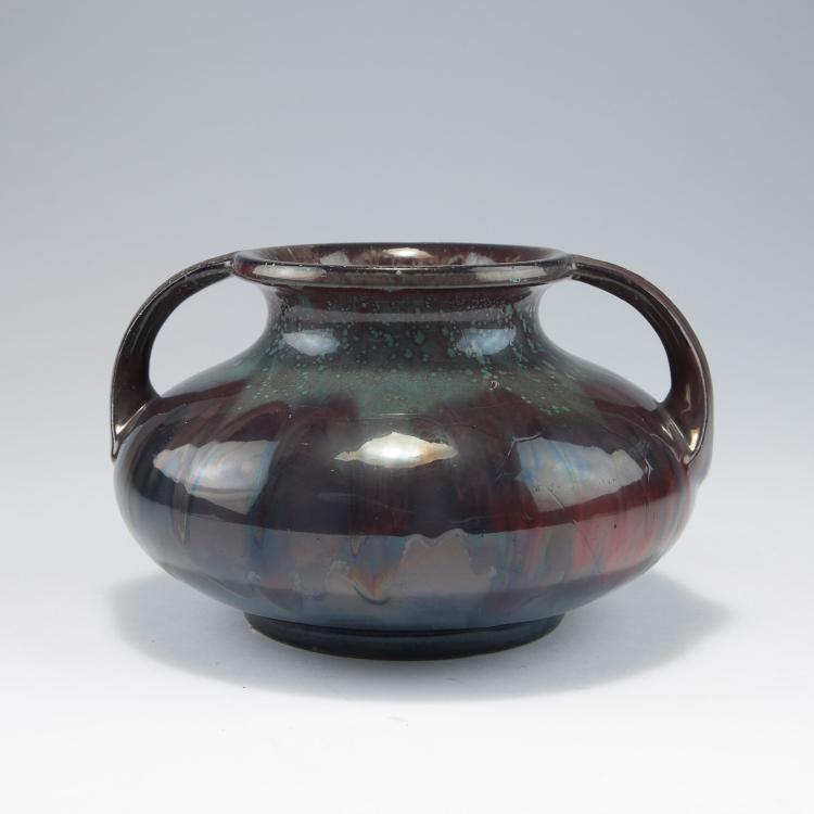 Bild 1 zu Objekt, Henkelvase, um 1903, Peter Behrens, Merkelbach & Wick, Westerw&auml;lder Neukeramik, Grenzhausen, 120 619