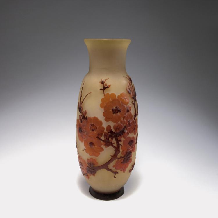 Hauptbild zu Objekt, 'Fleurs de pommier' souffl&eacute; vase, 1920-25, Gall&eacute;, Emile, Nancy, 120 251