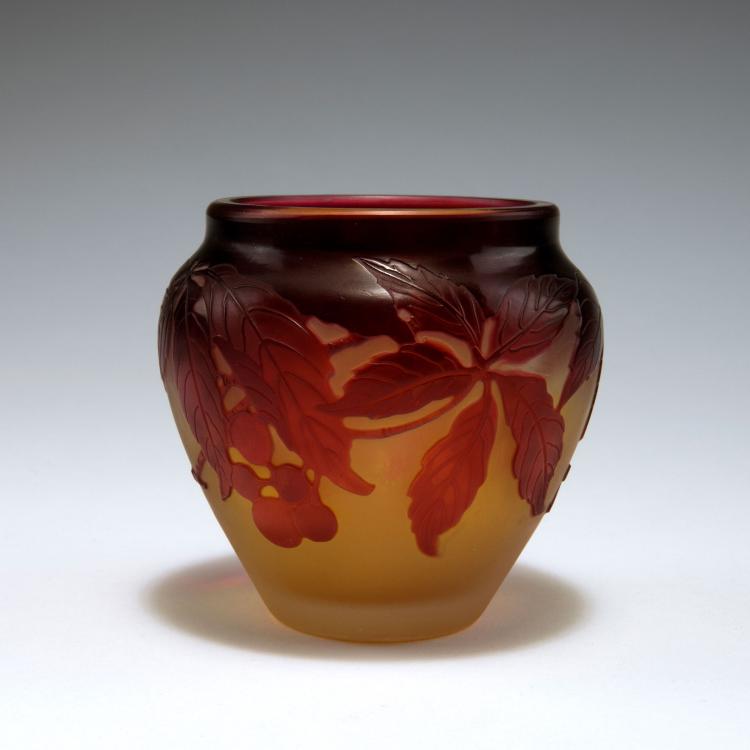 Bild 1 zu Objekt, 'Vigne vierge' vase, 1906-14, Gall&eacute;, Emile, Nancy, 120 221