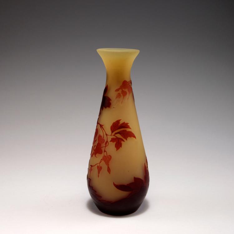 Bild 1 zu Objekt, 'Coeur de Jeanette' vase, 1906-14, Gall&eacute;, Emile, Nancy, 120 222