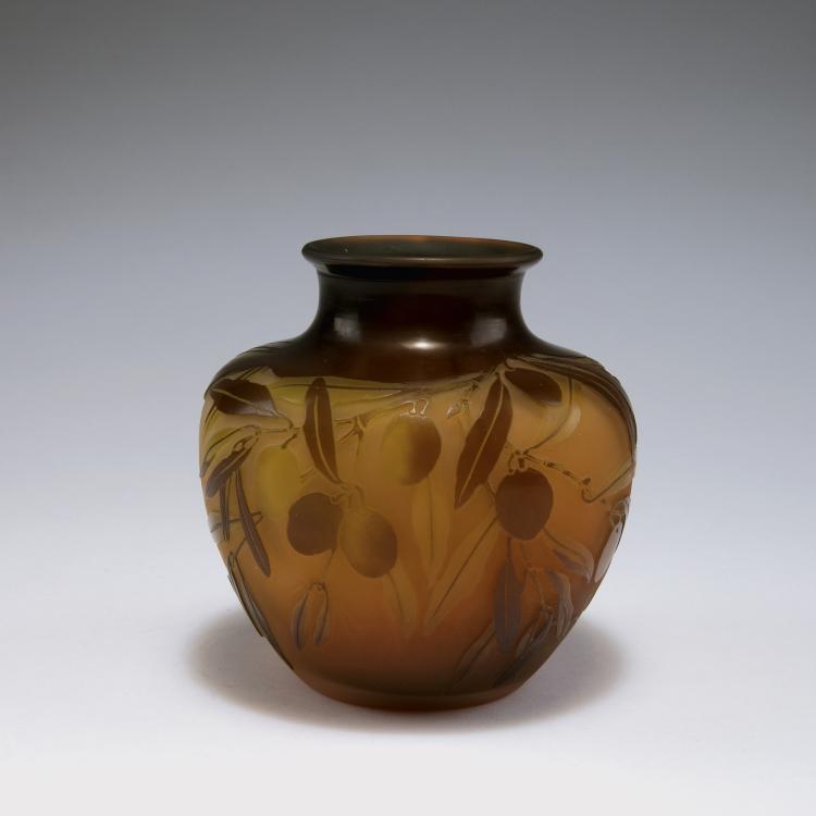 Hauptbild zu Objekt, 'Olivier' vase, 1906-14, Gall&eacute;, Emile, Nancy, 120 225