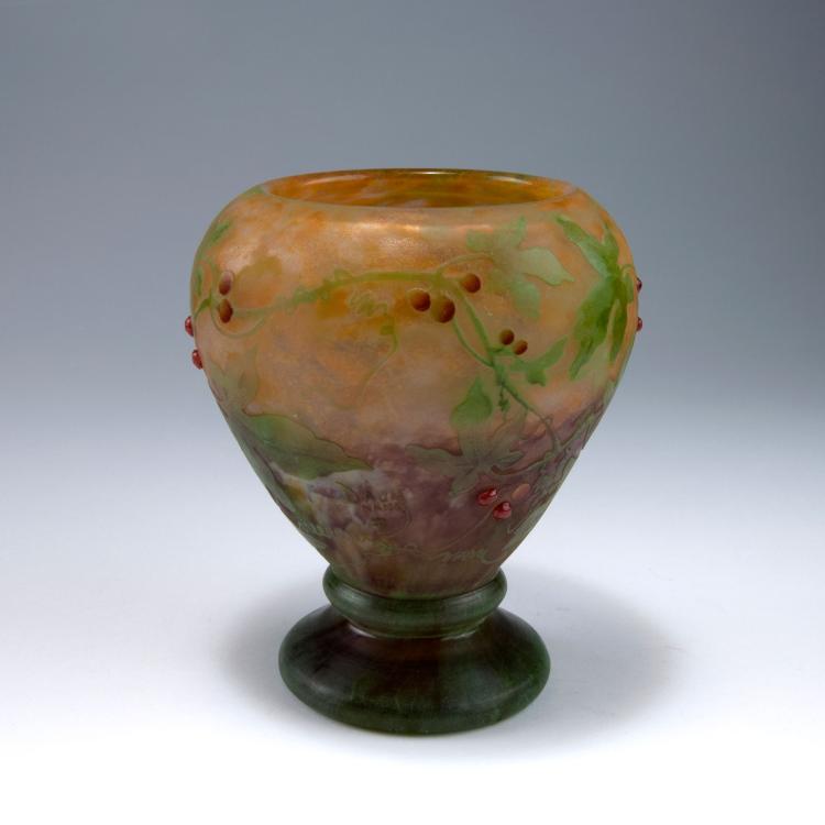 Bild 3 zu Objekt, 'Bryone' vase, 1909, Daum Fr&egrave;res, Nancy, 120 55