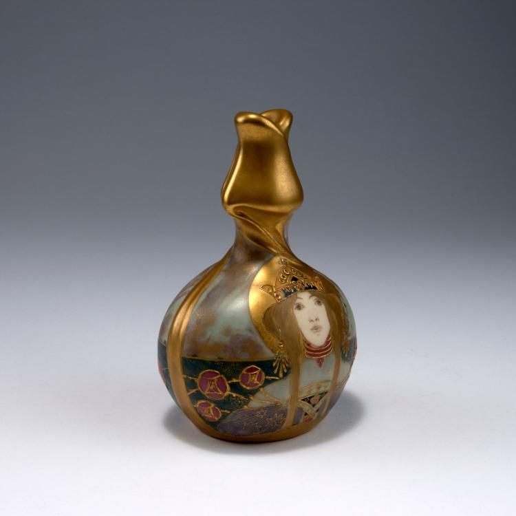 Bild 2 zu Objekt, 'Girl' vase, c1902, Amphora-Werke Riessner, Stellmacher & Kessel, Turn-Teplitz, 120 577