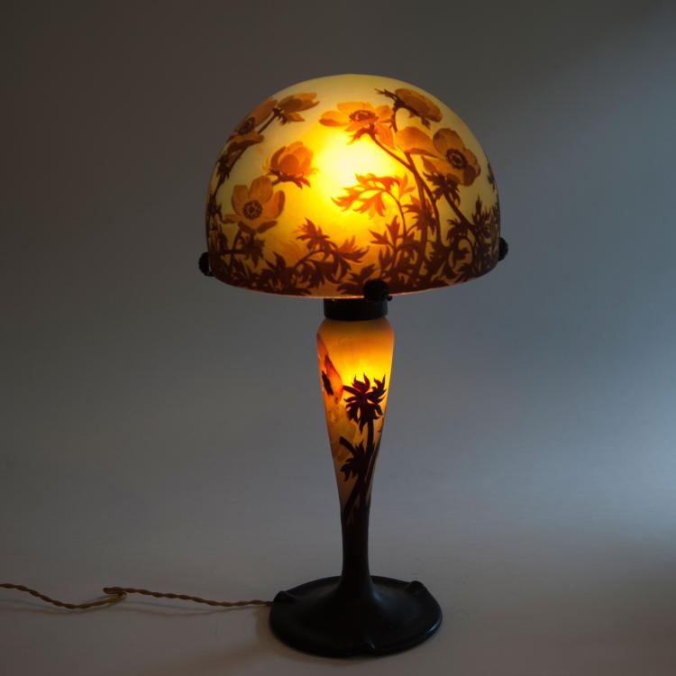 Bild 1 zu Objekt, 'An&eacute;mones' table light, c1920, Muller Fr&egrave;res, Lun&eacute;ville, 120 305