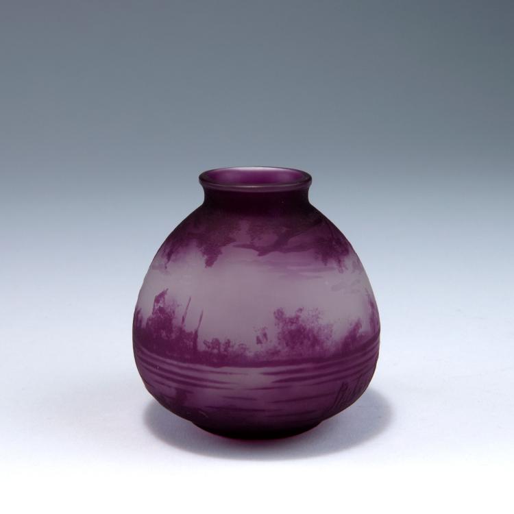 Bild 1 zu Objekt, Small vase with landscape, 1920s, L&ouml;tz Wwe., Klosterm&uuml;hle, 120 419