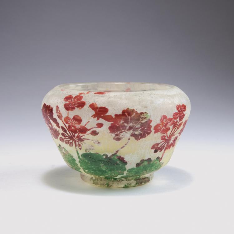 Hauptbild zu Objekt, 'G&eacute;ranium' vase, c1905, Daum Fr&egrave;res, Nancy, 120 42A