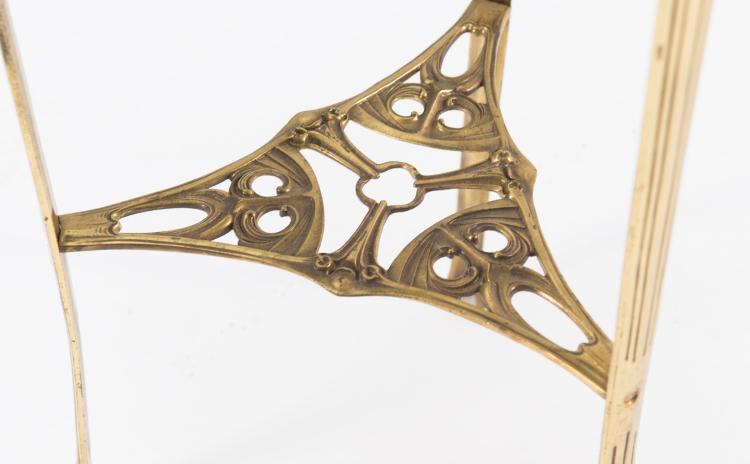 Bild 3 zu Objekt, Side table, c1905, Dresden, 120 822