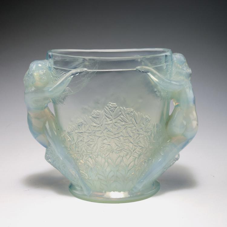 Hauptbild zu Objekt, 'Deux femmes' vase, 1920s, Sabino, Marius Ernest, Paris, 120 328