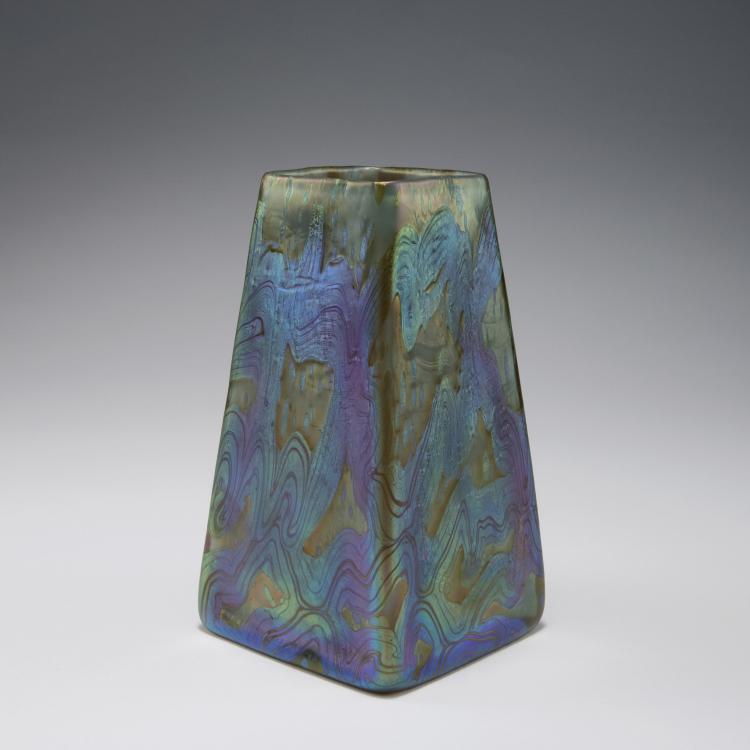 Hauptbild zu Objekt, 'Ph&auml;nomen' vase, c1901, L&ouml;tz Wwe., Klosterm&uuml;hle, 120 404