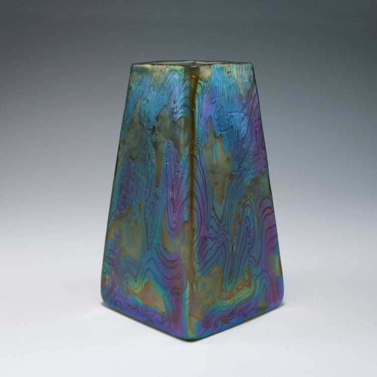 Bild 1 zu Objekt, 'Ph&auml;nomen' vase, c1901, L&ouml;tz Wwe., Klosterm&uuml;hle, 120 404