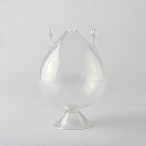 Henkelvase, um 1925