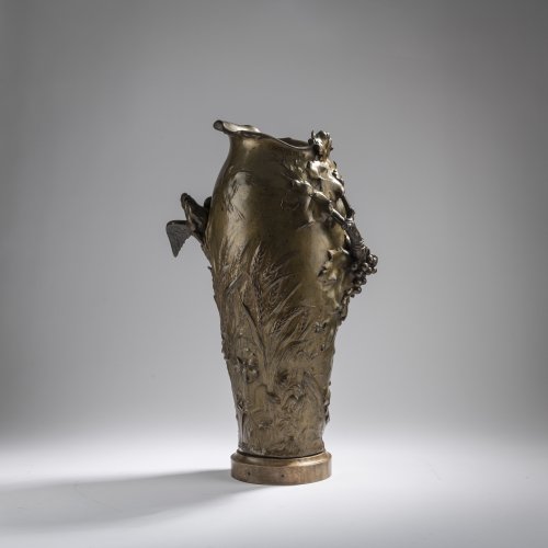 Tall decorative jug 'Vigne', c. 1902