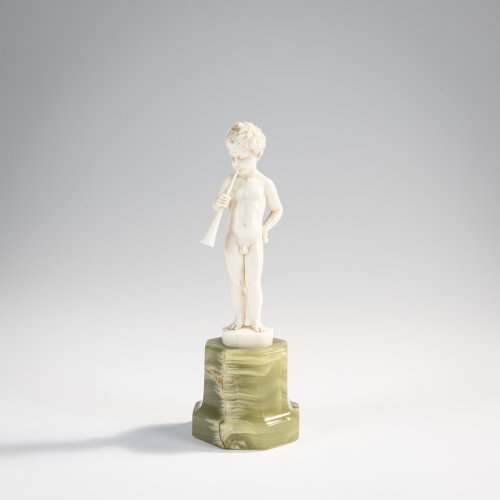 Elfenbeinfigur 'Knabe mit Trompete', vor 1914