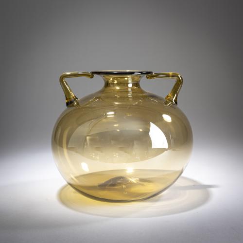Henkelvase 'Iridato', 1921-25