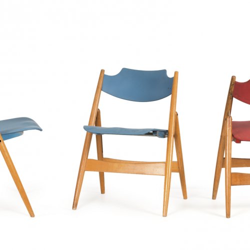 Eight 'SE 18' folding chairs, 1953