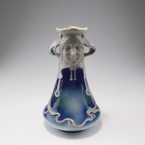 Henkelvase, um 1905
