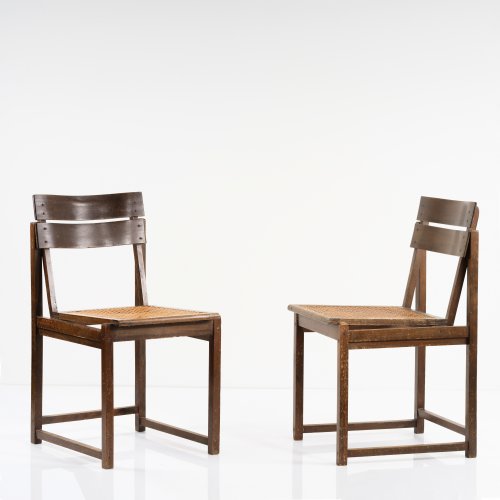 Zwei Stühle, um 1926