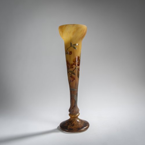 'Cognassier du Japon' vase, c. 1910