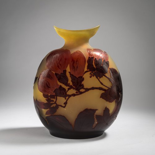 'Magnolia' vase, 1908-20