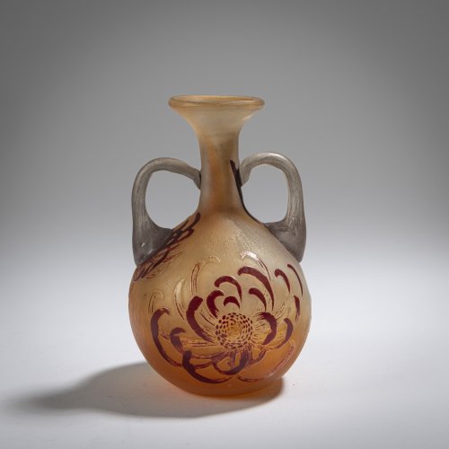 Small 'Chrysanthèmes' vase with handles, 1908-20