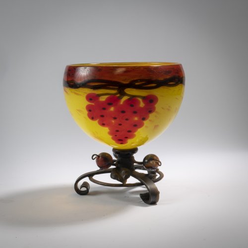 'Groseilles' bowl with wrought iron mounting, 1920-24