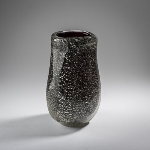 'Violetto argento pulegoso induto' vase, c. 1937