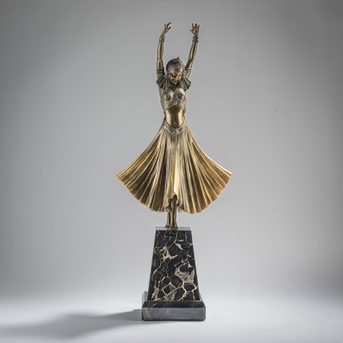 'Danseuse hindoue' ('Hindu Dancer'), um 1925