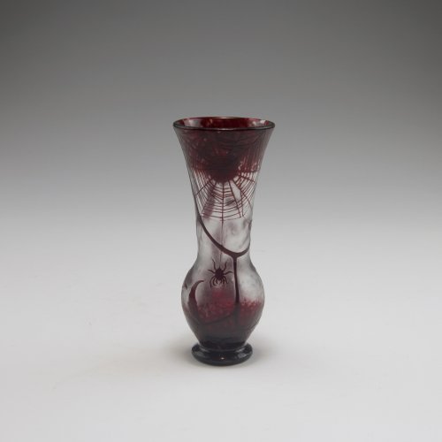 'Vigne vierge et araignée' Martelé vase, 1896-99 