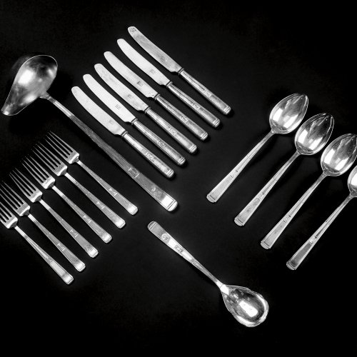 20 pieces of '2000' cutlery, 1901