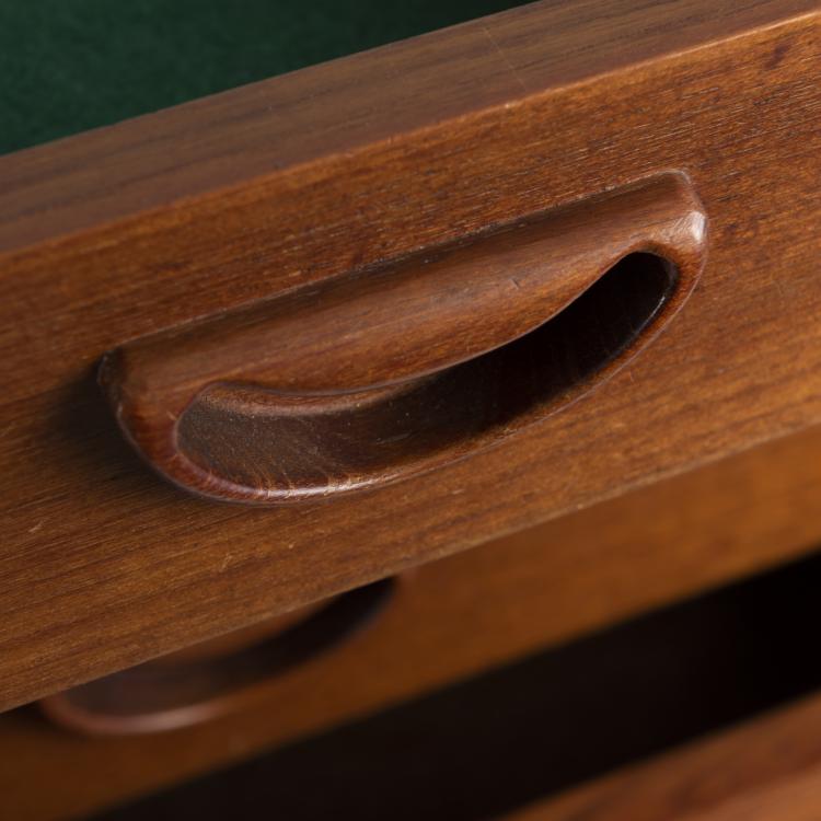 Bild 2 zu Objekt, Sideboard '309', um 1955, S&ouml;borg M&ouml;elfabrik, Kopenhagen, 143B 345