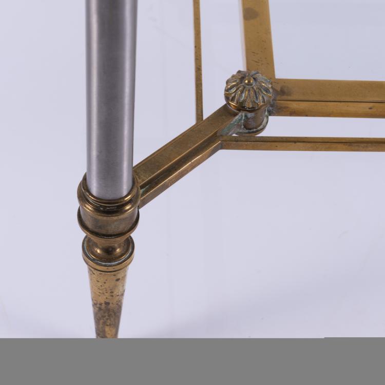 Bild 2 zu Objekt, Beistelltisch 'K&ouml;nigshof', um 1972, Maison Jansen, Paris, 143B 465