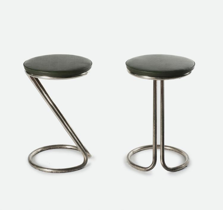 Hauptbild zu Objekt, Two 'Z' bar stools, c1920/30s, USA, 143B 287
