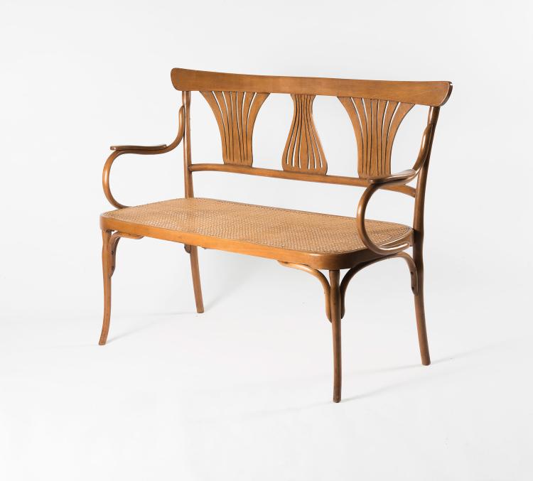 Bild 1 zu Objekt, Bench and table, c. 1900, Kohn, J. & J., Wsetin, 146C 400