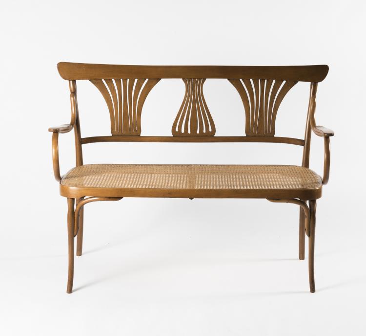 Bild 5 zu Objekt, Bench and table, c. 1900, Kohn, J. & J., Wsetin, 146C 400