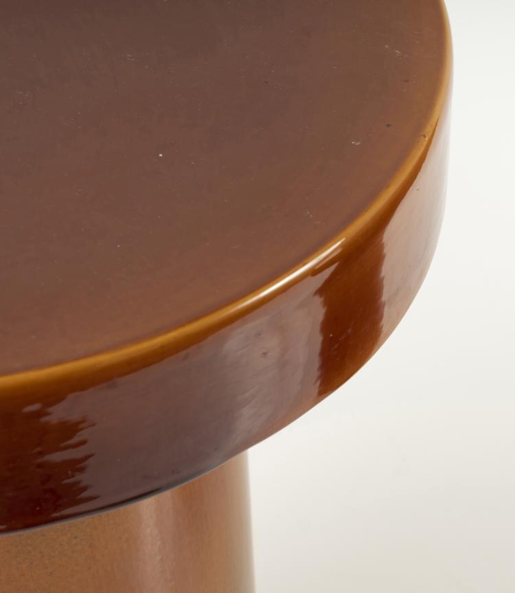 Bild 1 zu Objekt, Zwei kleine Beistelltische, um 1975, Italien, 146B 361