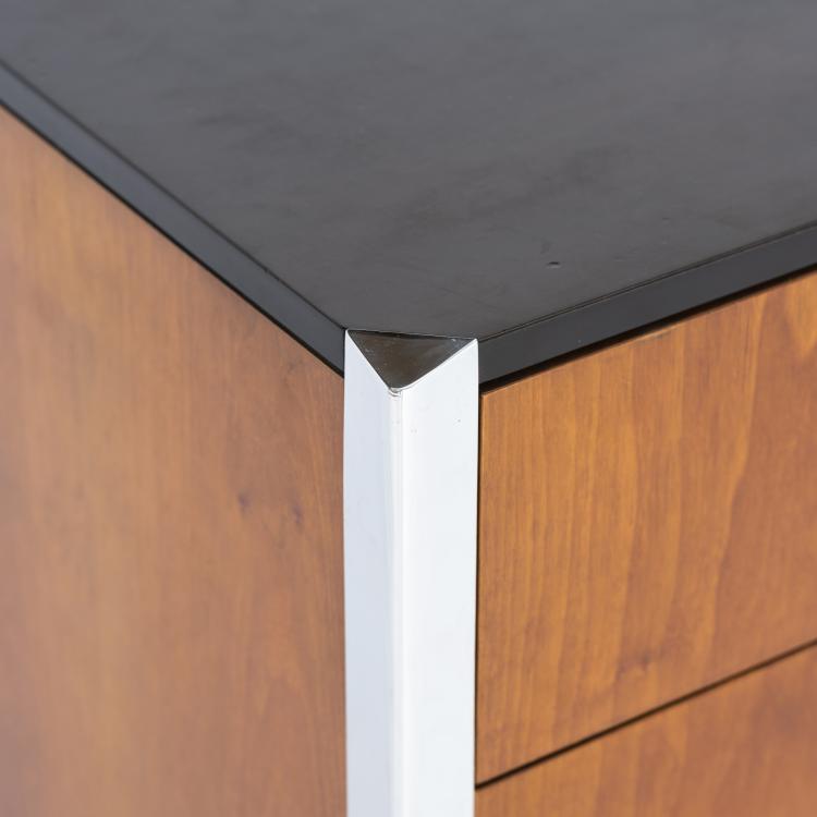 Bild 4 zu Objekt, Kleiner Schrank 'Mb 3', um 1961, Azucena, Mailand, 145B 382